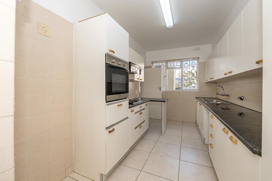 To Let 3 Bedroom Property for Rent in Kenilworth Upper Western Cape